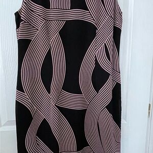 Elegant Black and Pink Patterned Midi Dress